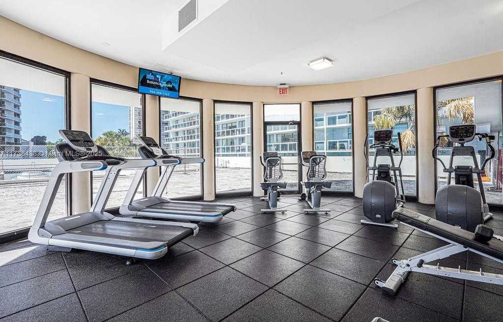 Small Image of 20515 EAST COUNTRY CLUB DR #1042, Aventura Number 49