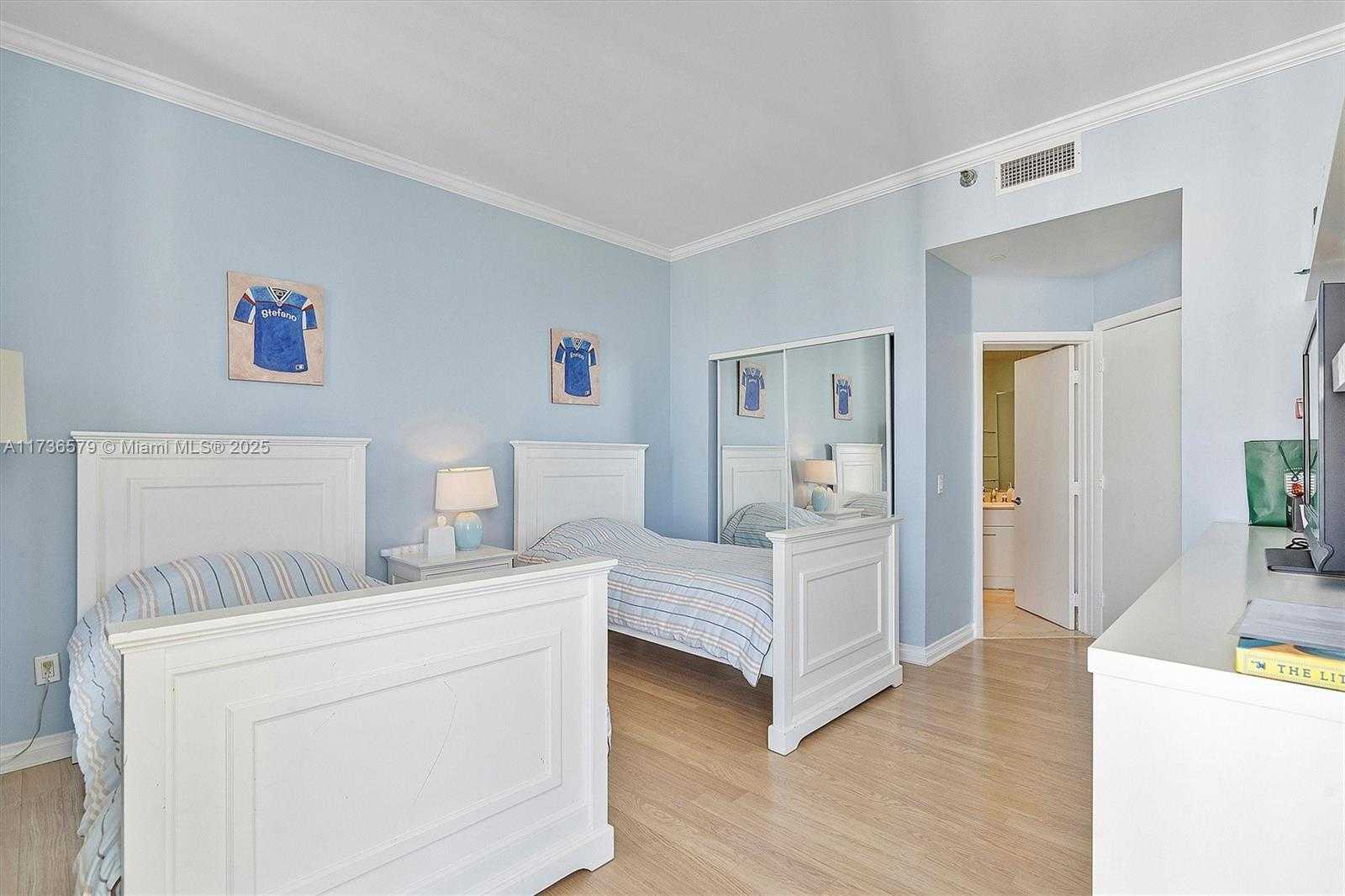 Small Image of 21150 POINT PL #PH 3105, Aventura Number 15