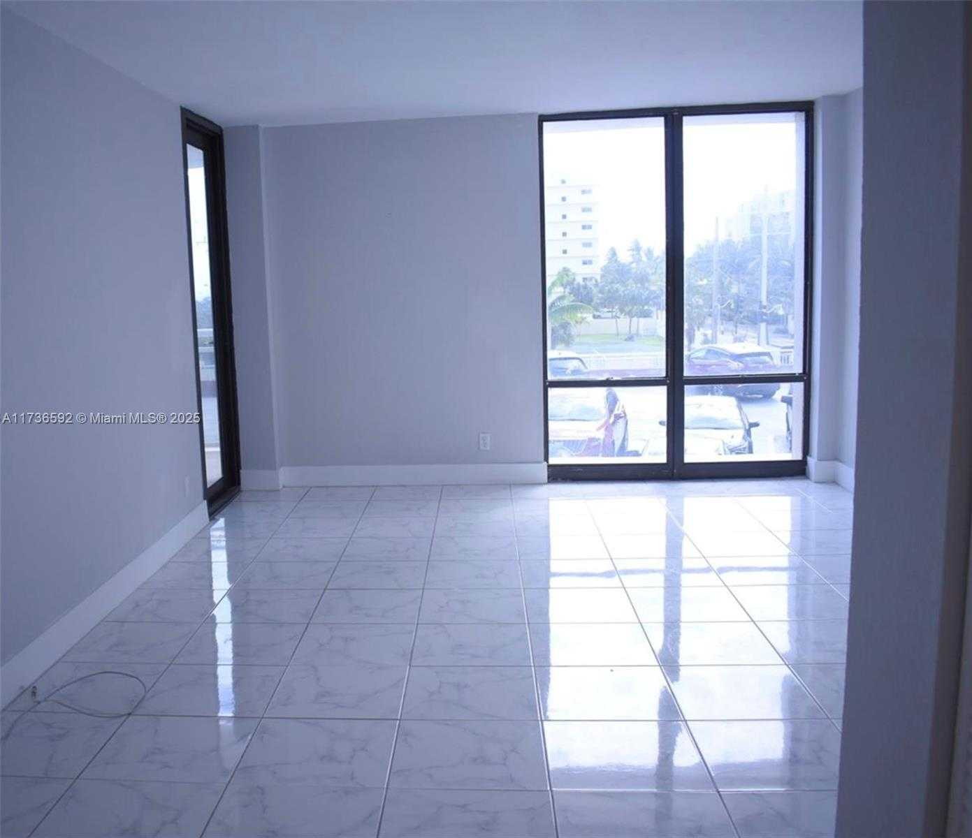 Small Image of 1600 SOUTH OCEAN DR #3G, Hollywood Number 10