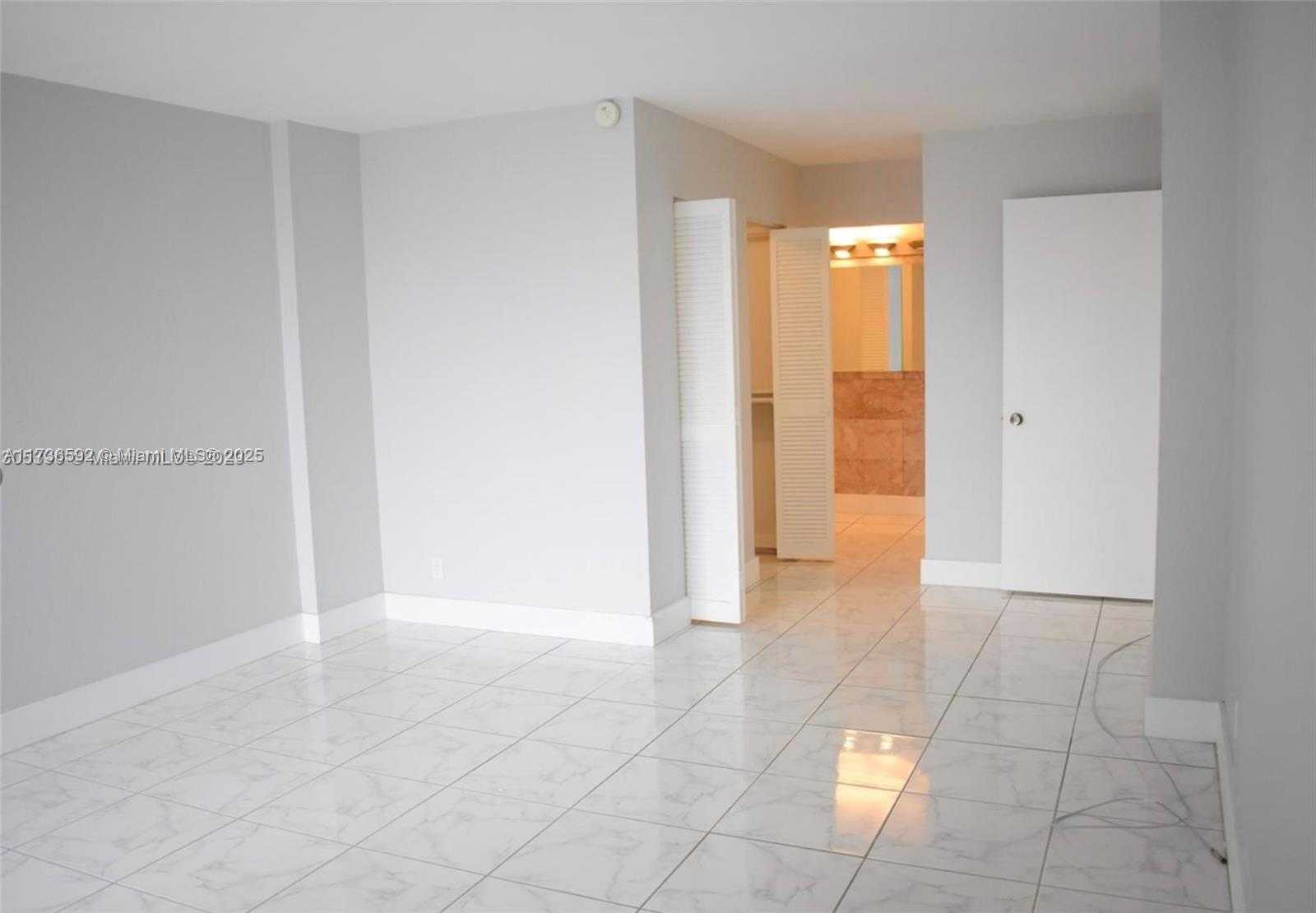 Small Image of 1600 SOUTH OCEAN DR #3G, Hollywood Number 12