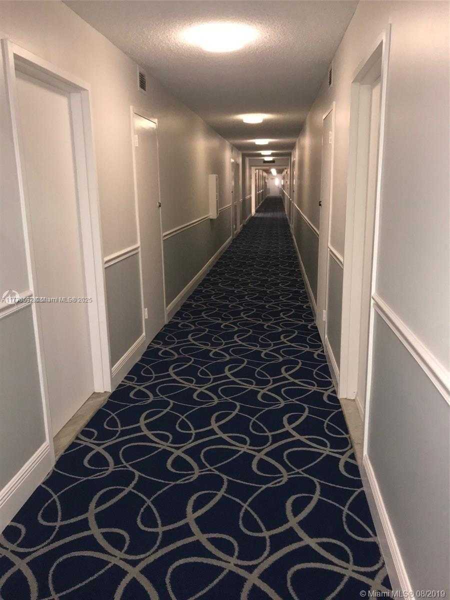 Small Image of 1600 SOUTH OCEAN DR #3G, Hollywood Number 20