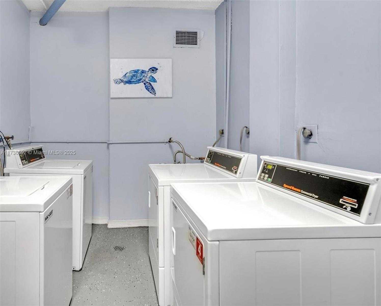 Small Image of 1600 SOUTH OCEAN DR #3G, Hollywood Number 21