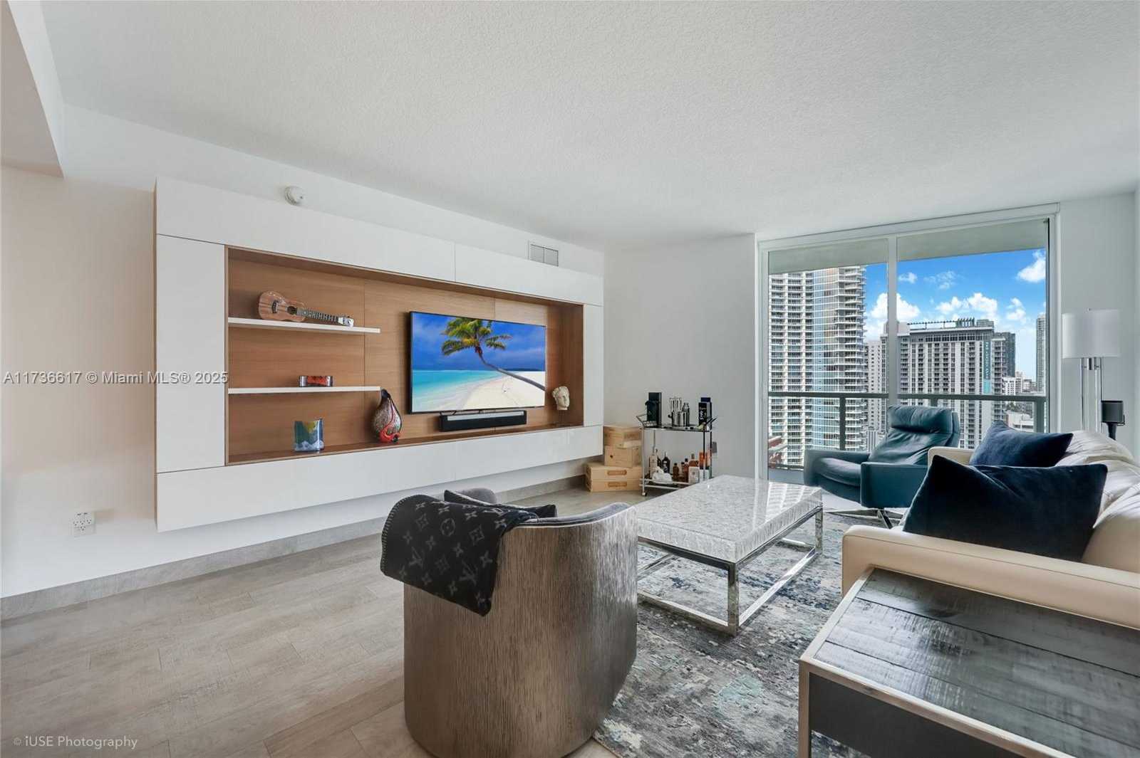 Small Image of 1900 NORTH BAYSHORE DR #2004, Miami Number 10