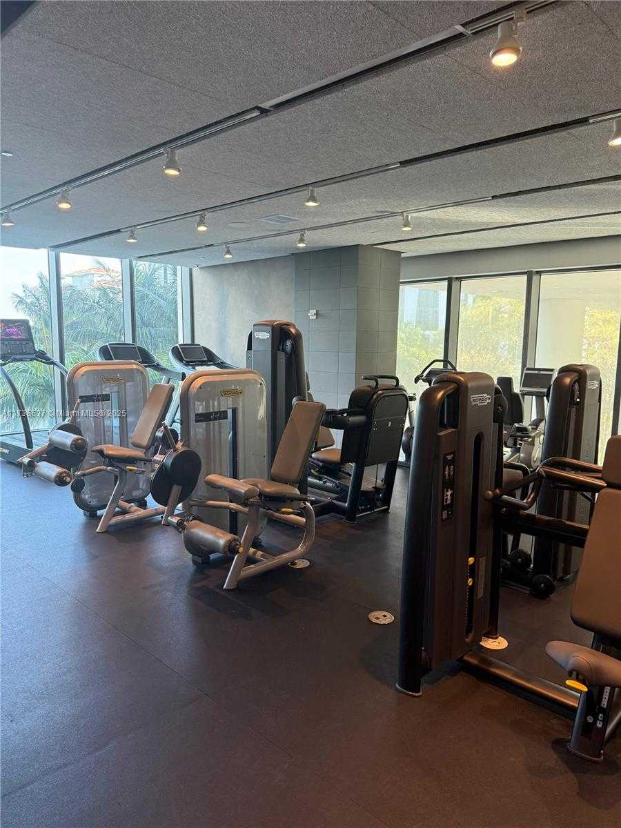 Small Image of 460 NORTH EAST 28TH ST #2503, Miami Number 31