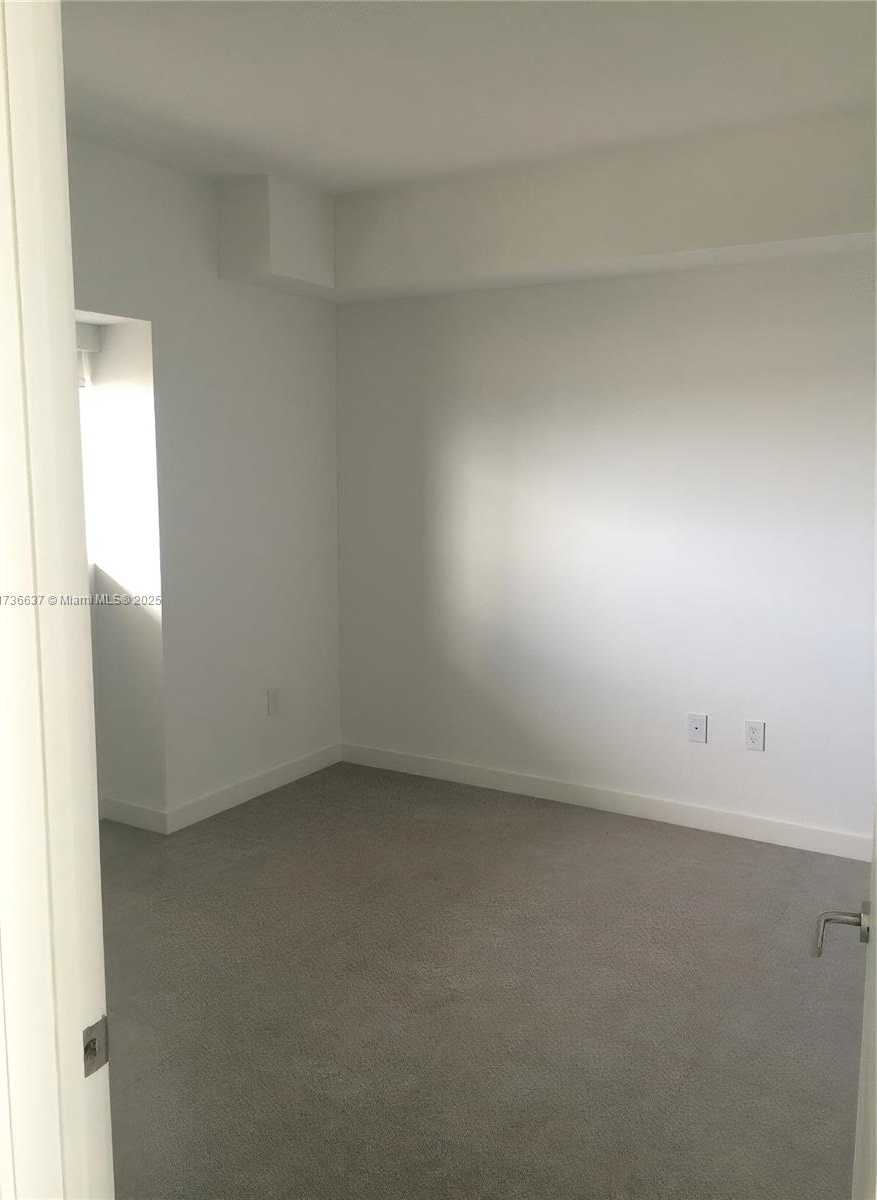 Small Image of 460 NORTH EAST 28TH ST #2503, Miami Number 8
