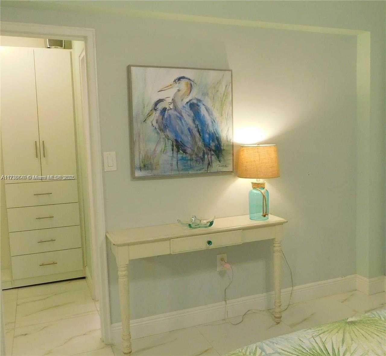 Small Image of 321 WILSON ST #A203, Hollywood Number 8