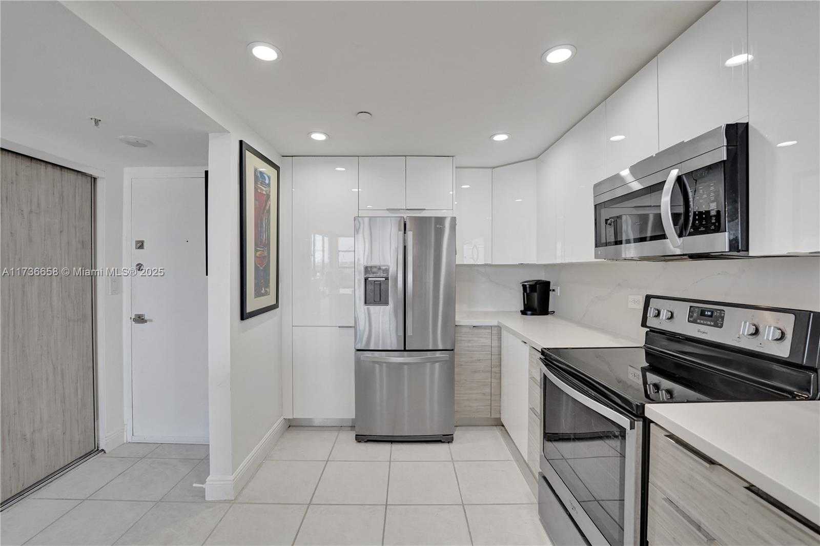 Small Image of 20505 EAST COUNTRY CLUB DR #833, Aventura Number 13
