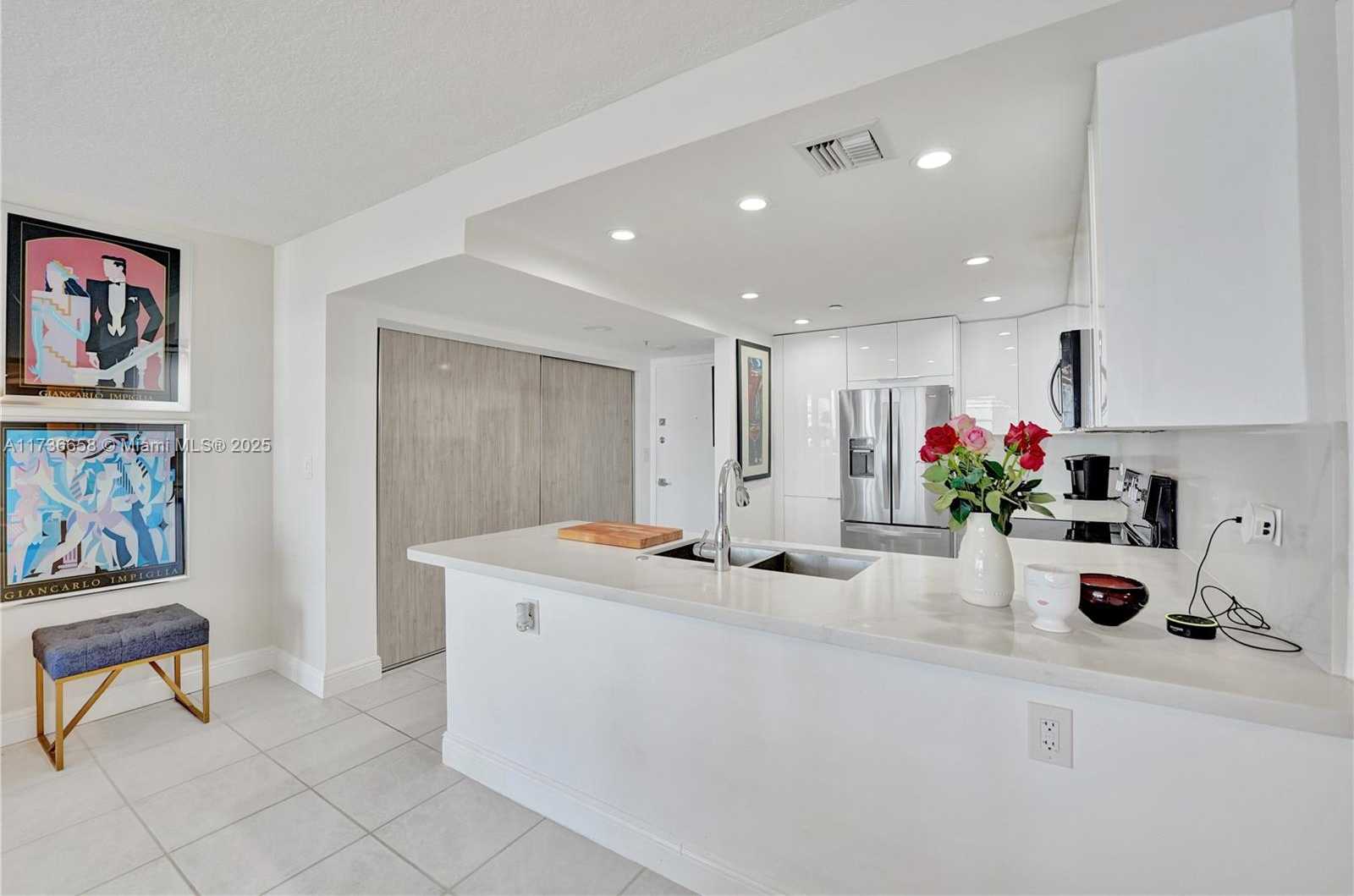 Small Image of 20505 EAST COUNTRY CLUB DR #833, Aventura Number 15