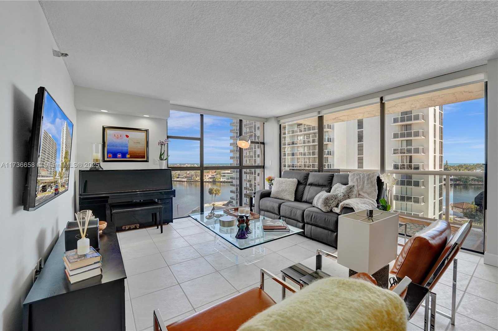 Small Image of 20505 EAST COUNTRY CLUB DR #833, Aventura Number 20