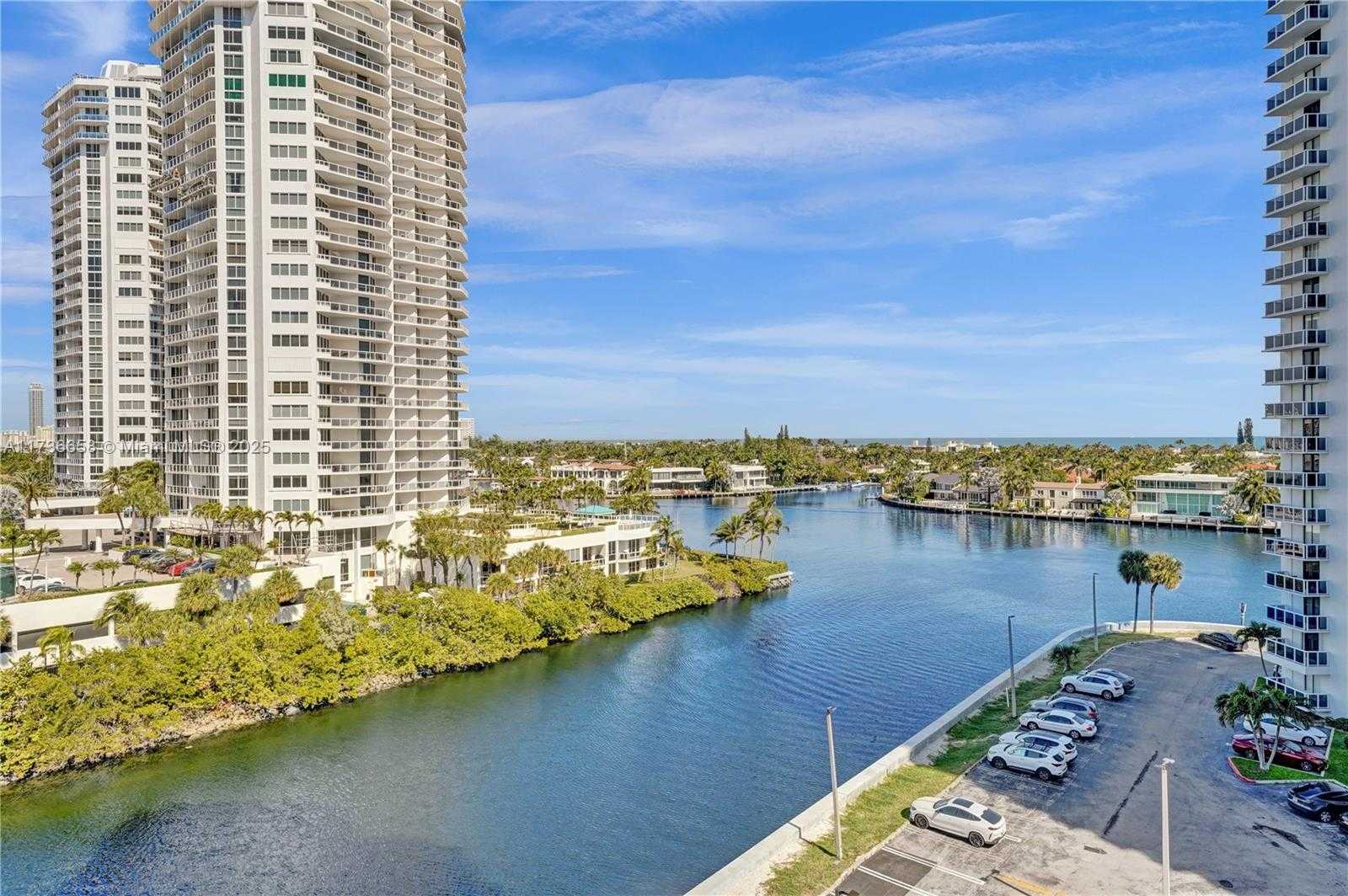 Small Image of 20505 EAST COUNTRY CLUB DR #833, Aventura Number 39