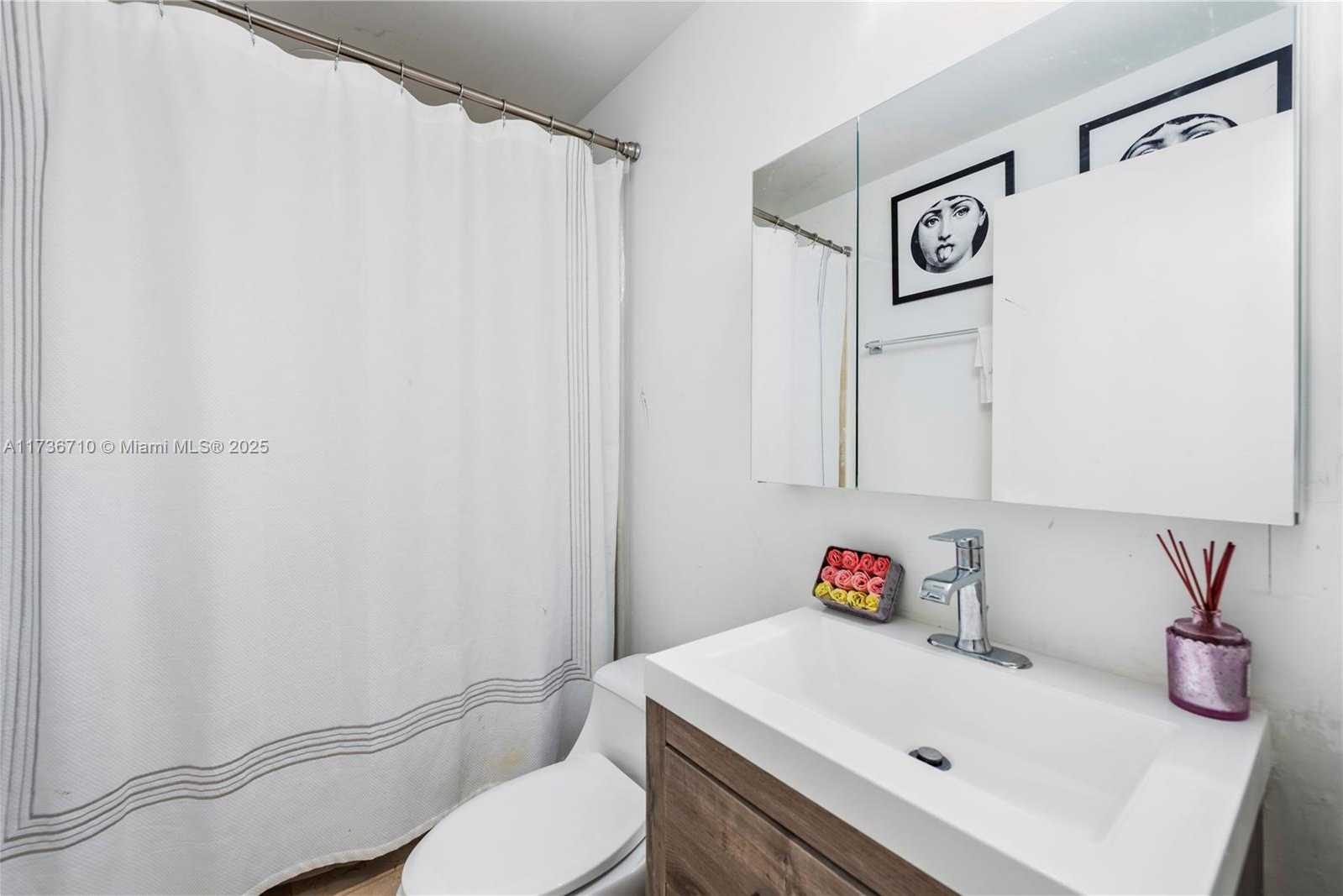 Small Image of 3330 NORTH EAST 190TH ST #1715, Aventura Number 12