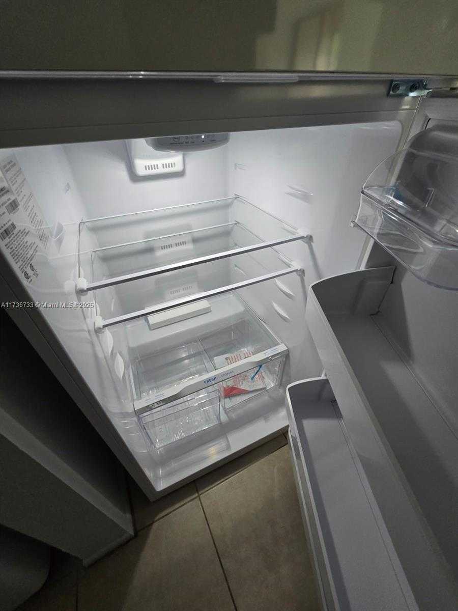 Imagen de Pequeño Objeto