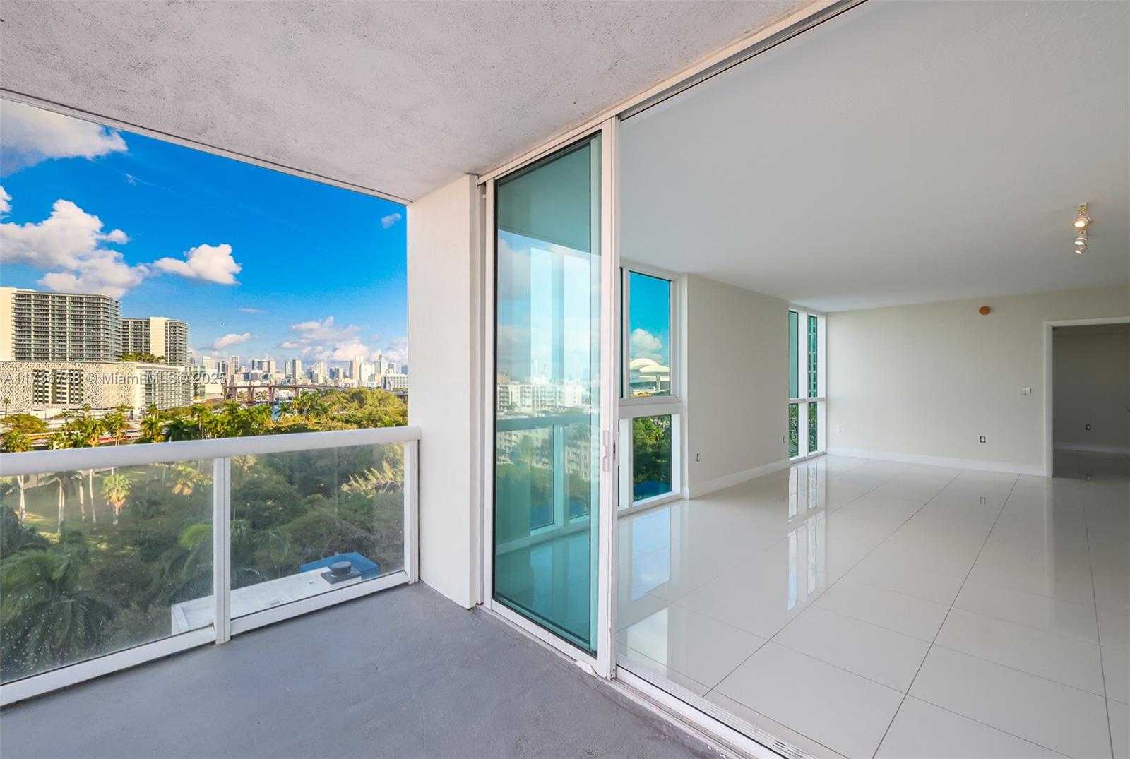 Small Image of 1861 NORTH WEST S RIVER DR #1106, Miami Number 19