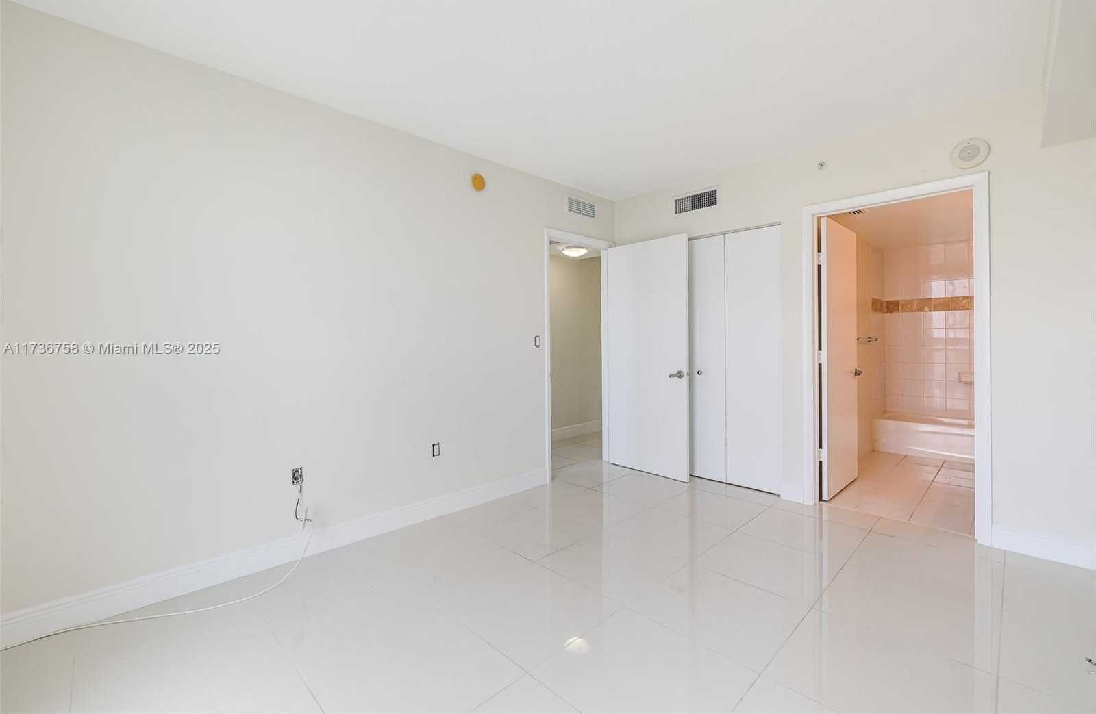 Small Image of 1861 NORTH WEST S RIVER DR #1106, Miami Number 31