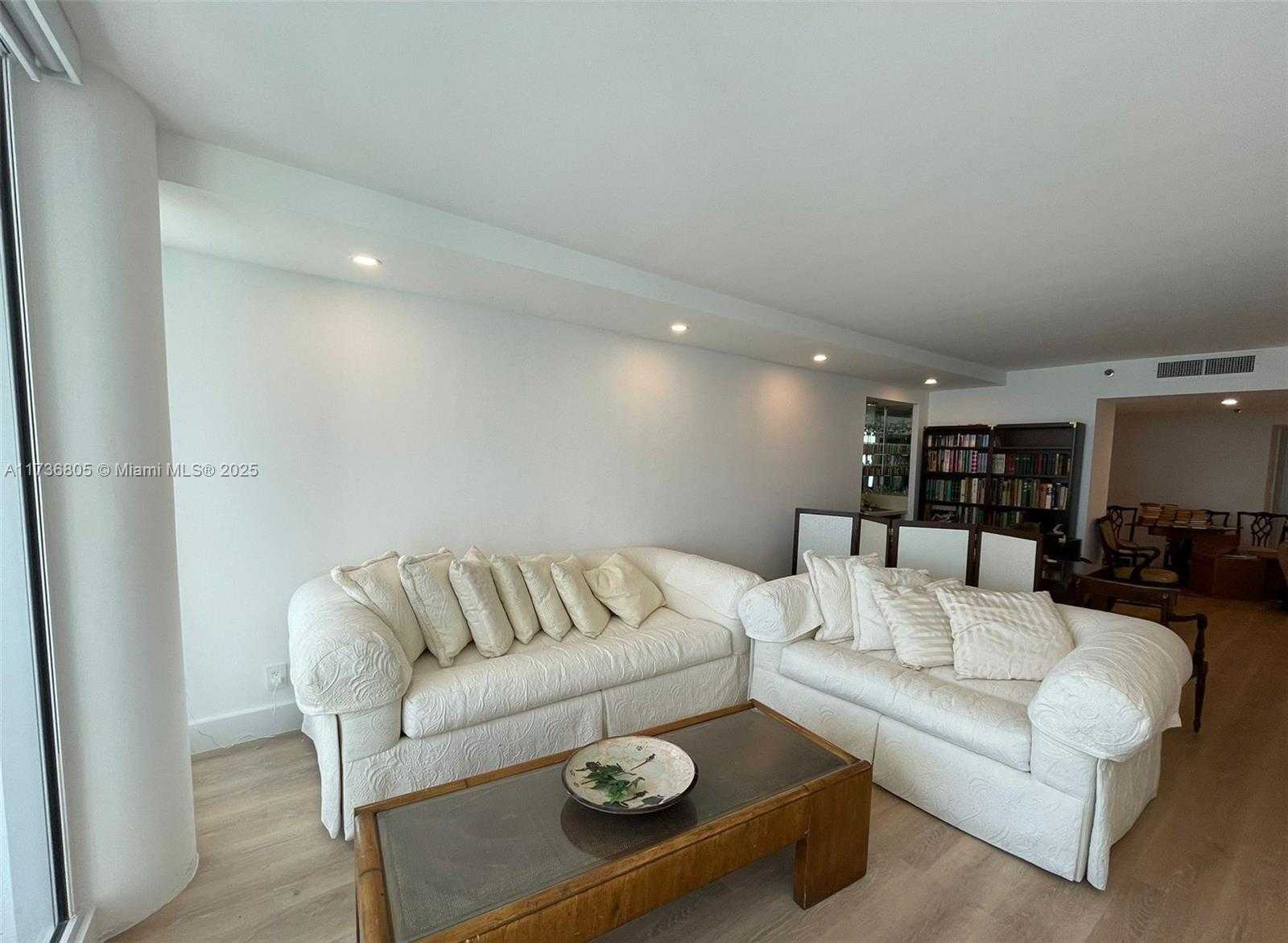 Small Image of 1717 NORTH BAYSHORE DR #A-1231, Miami Number 12