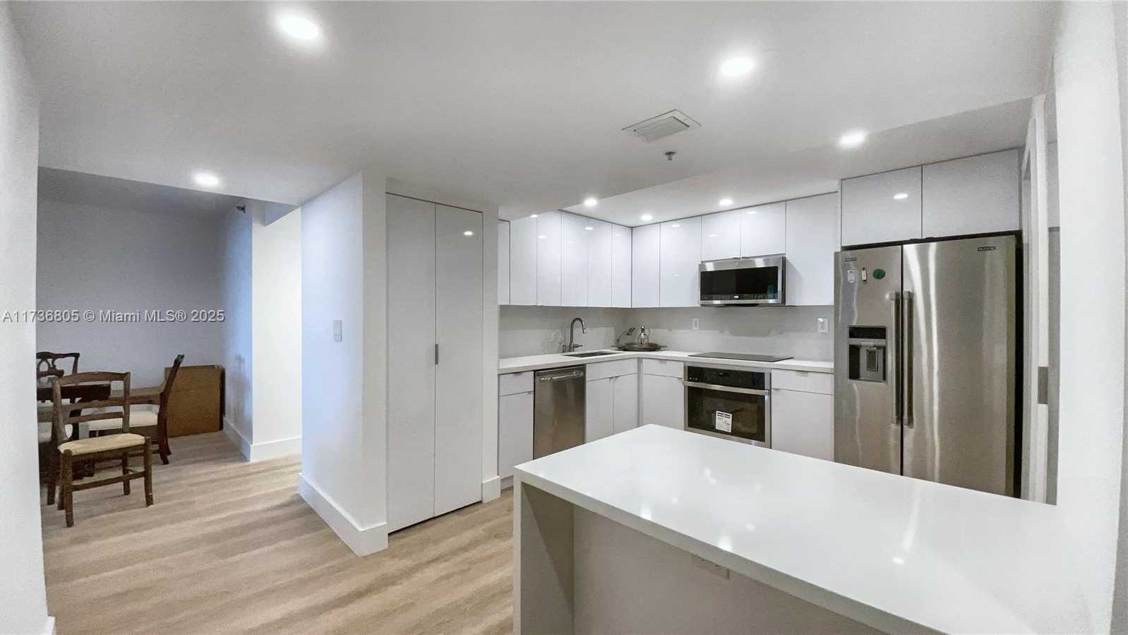 Small Image of 1717 NORTH BAYSHORE DR #A-1231, Miami Number 21