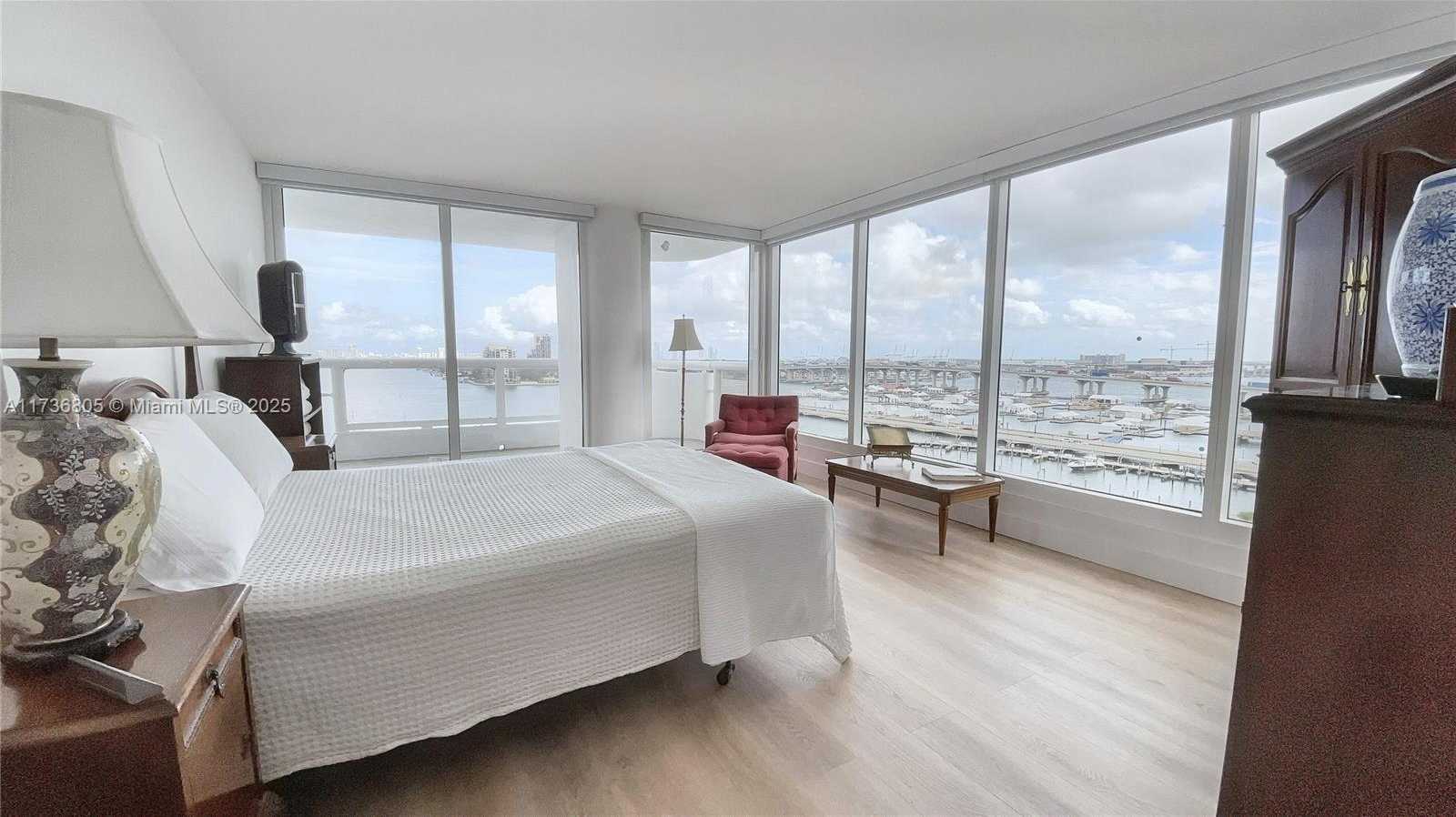 Small Image of 1717 NORTH BAYSHORE DR #A-1231, Miami Number 5