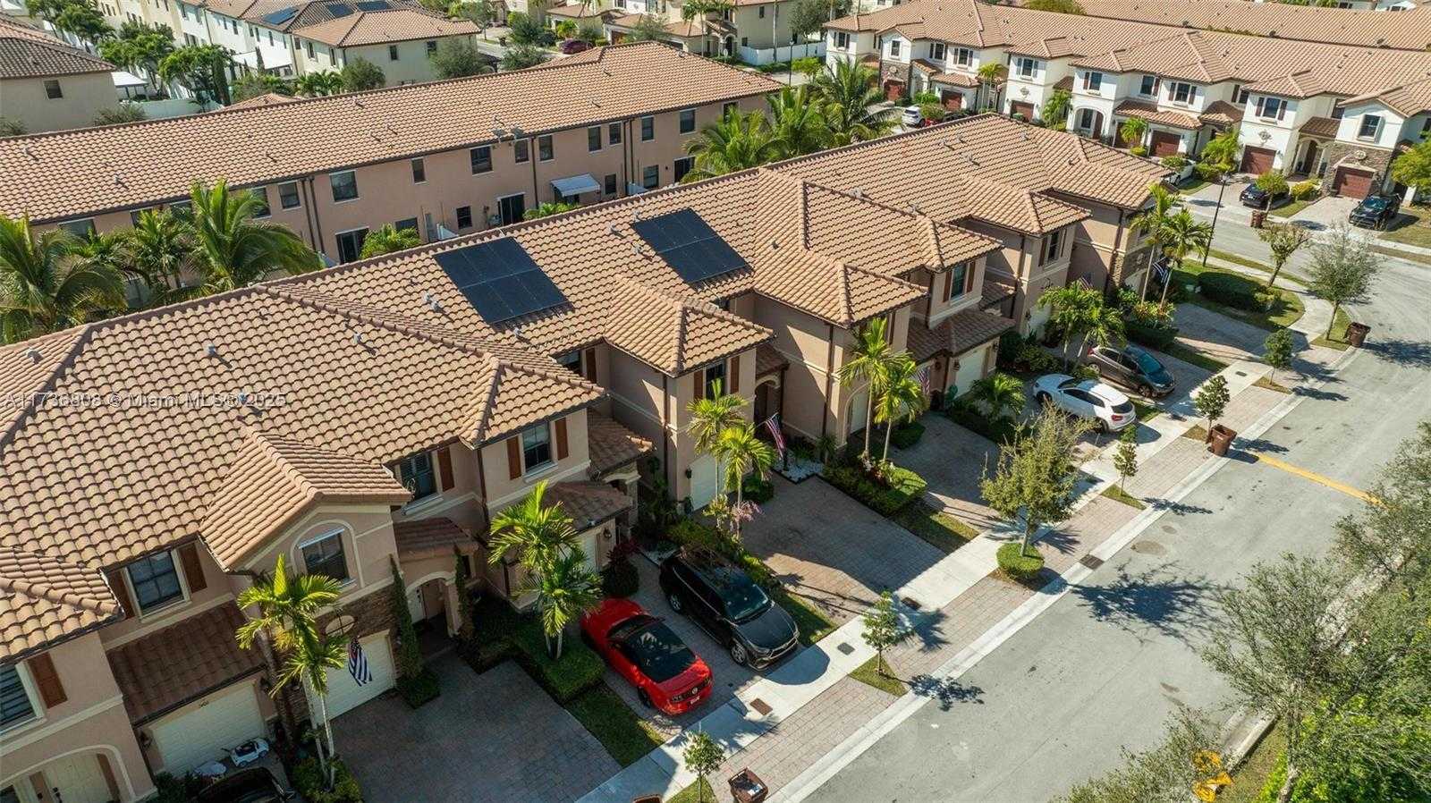 Small Image of 3436 WEST 90TH ST #3436, Hialeah Number 38