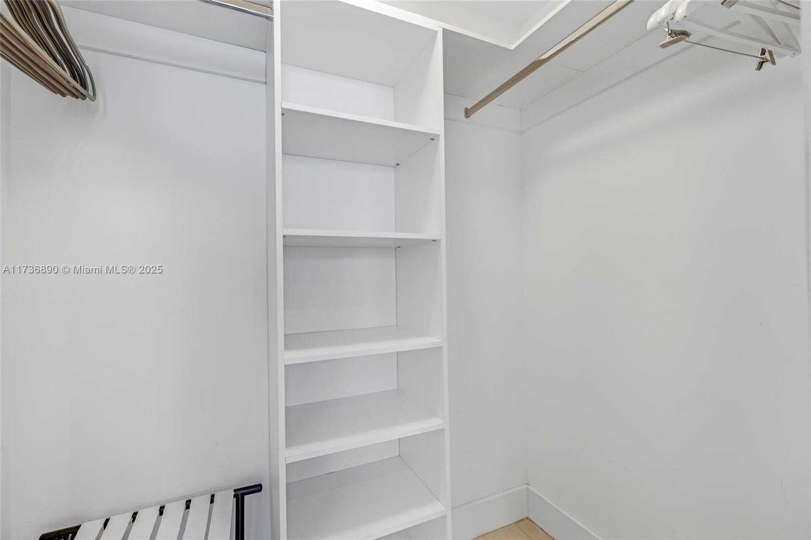 Small Image of 4111 SOUTH OCEAN DR #2904, Hollywood Number 31