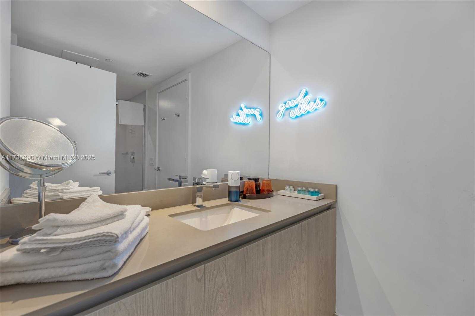 Small Image of 4111 SOUTH OCEAN DR #2904, Hollywood Number 32