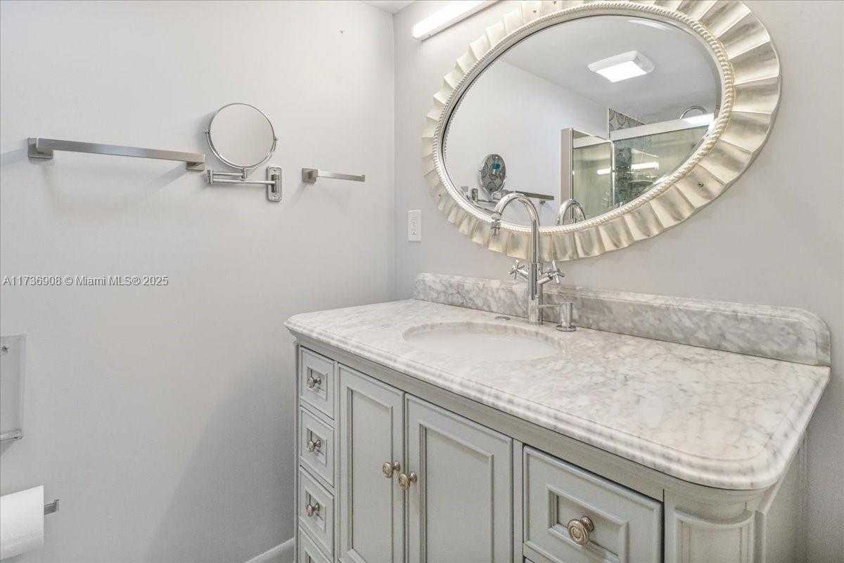 Small Image of 301 174TH ST #514, Sunny Isles Beach Number 14