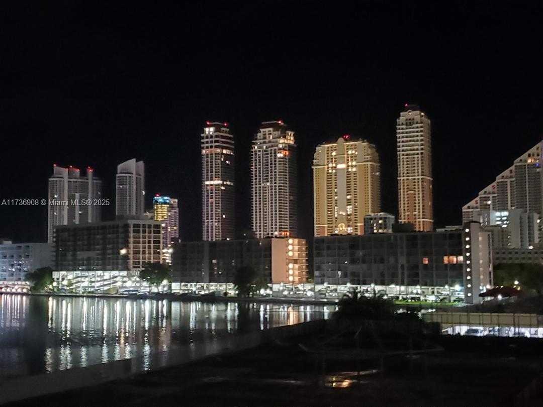 Small Image of 301 174TH ST #514, Sunny Isles Beach Number 2