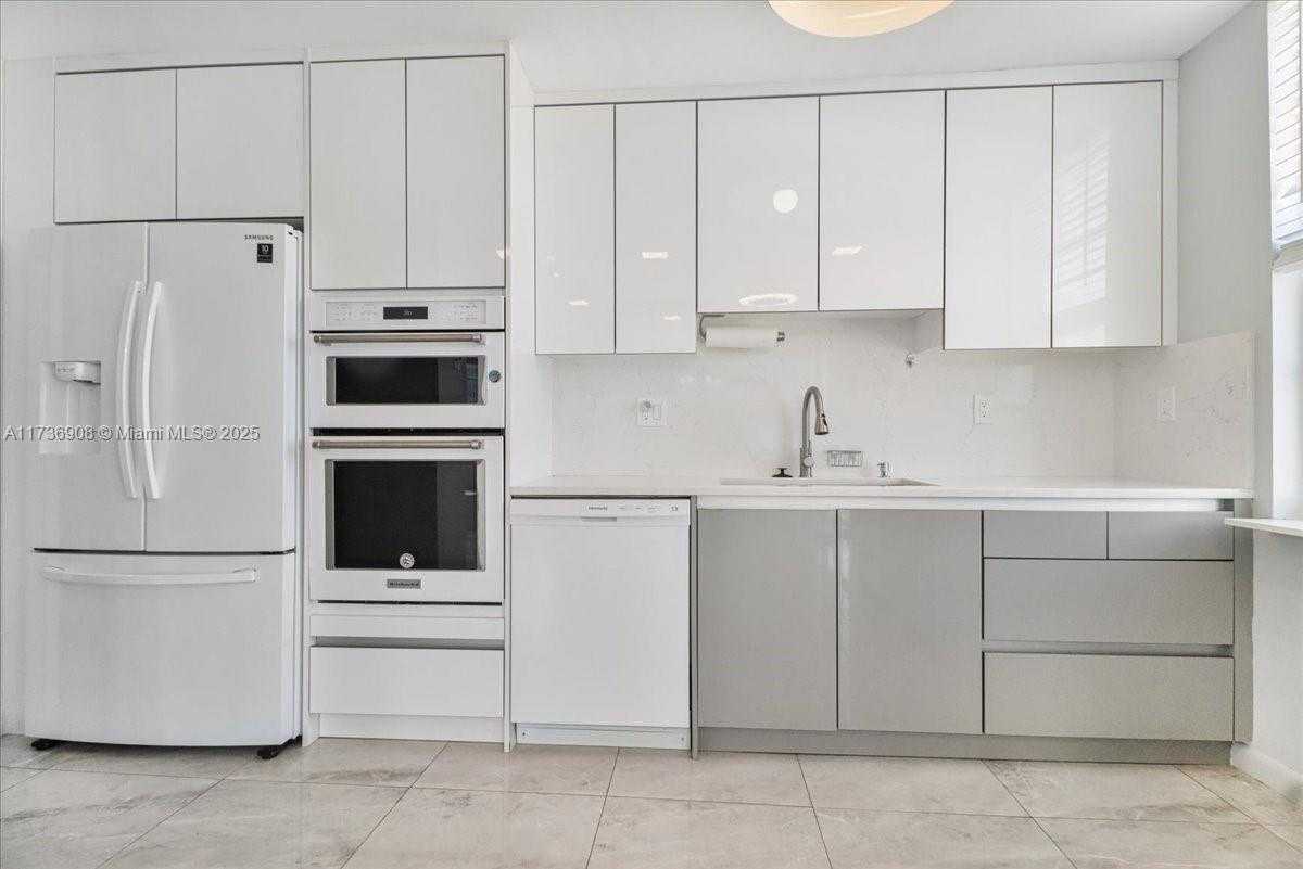 Small Image of 301 174TH ST #514, Sunny Isles Beach Number 21