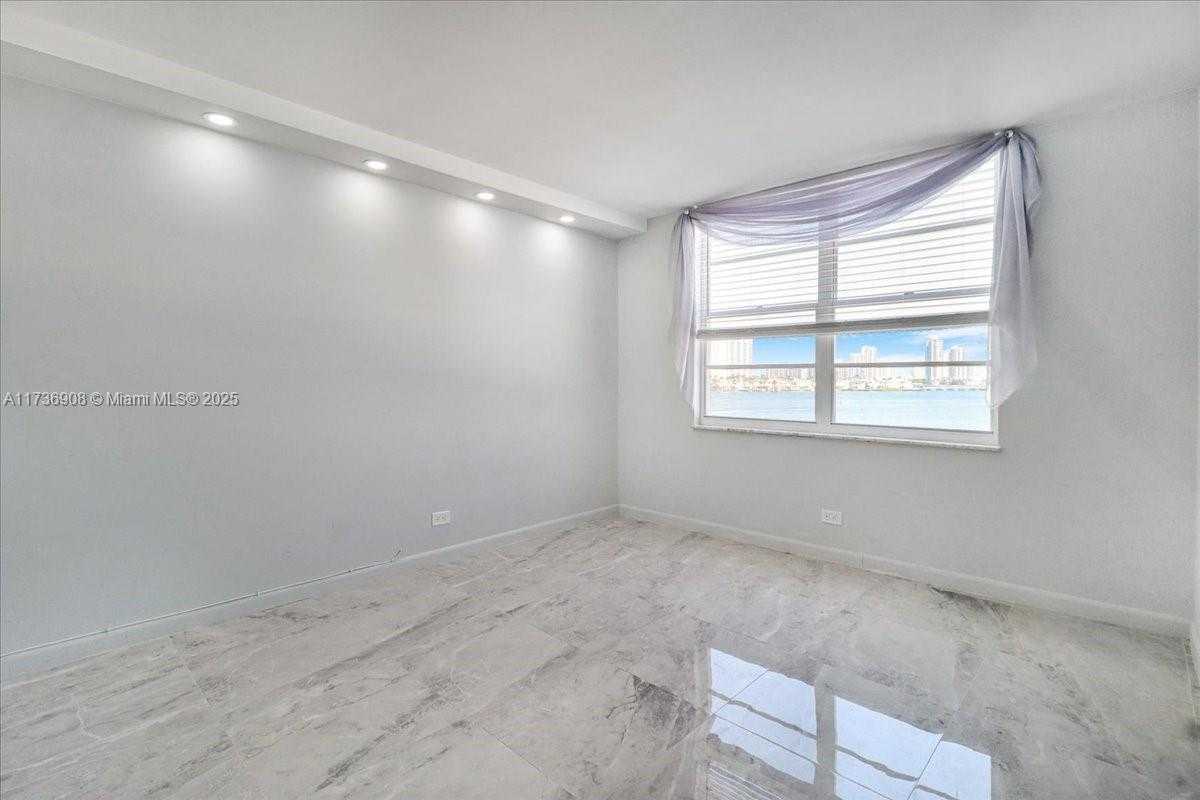 Small Image of 301 174TH ST #514, Sunny Isles Beach Number 30