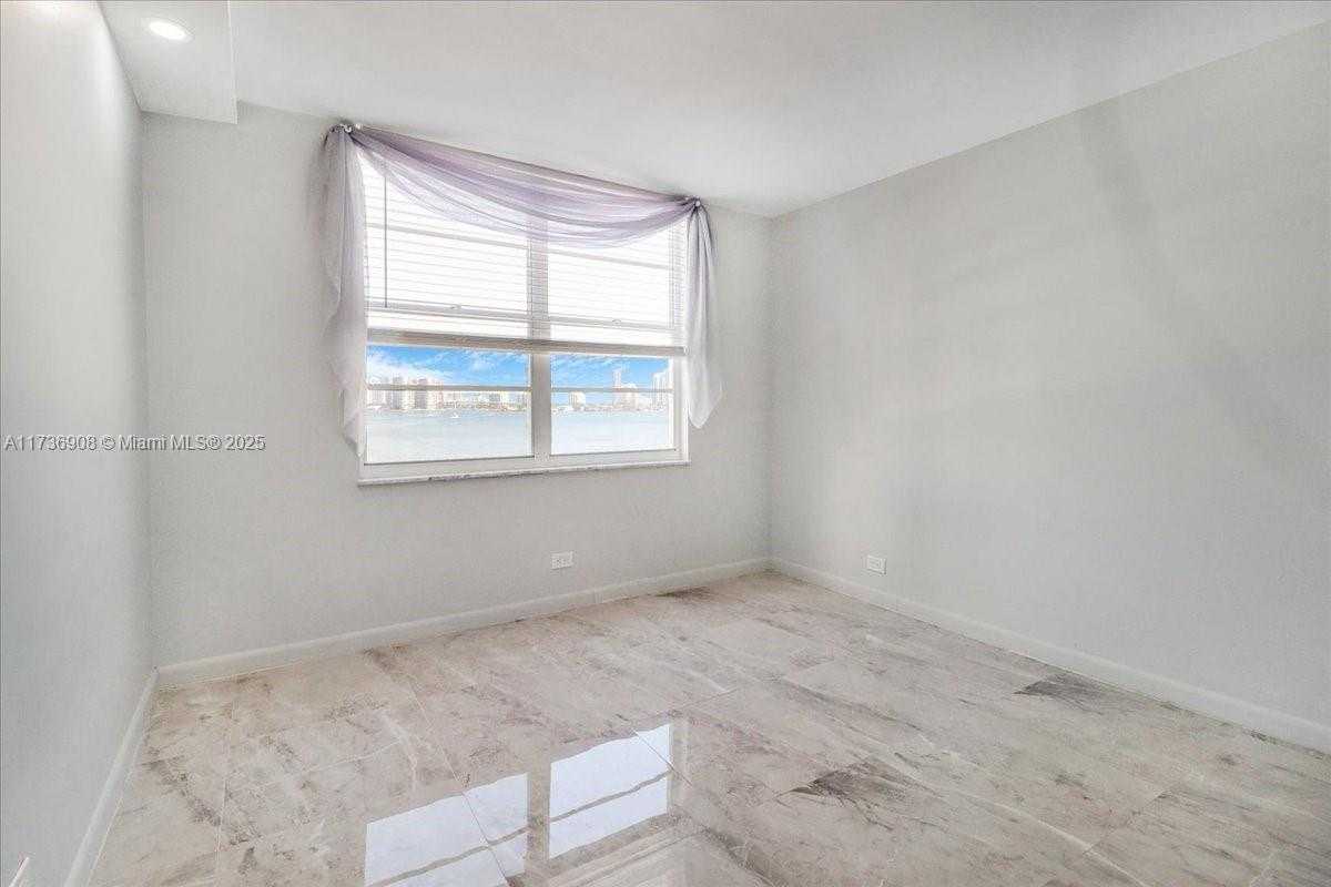 Small Image of 301 174TH ST #514, Sunny Isles Beach Number 41