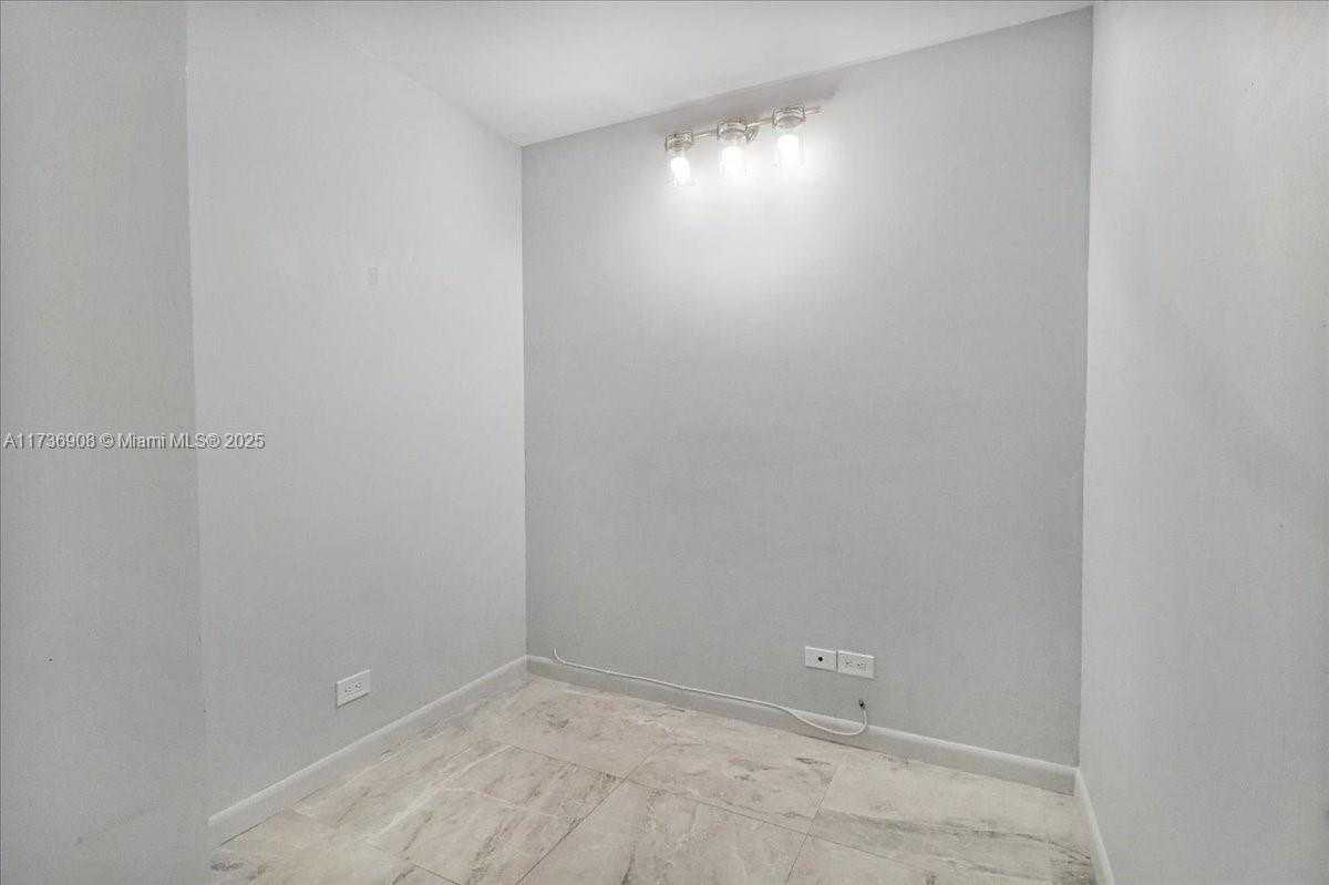 Small Image of 301 174TH ST #514, Sunny Isles Beach Number 45
