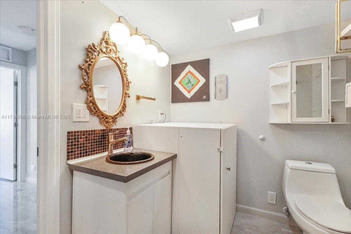Small Image of 301 174TH ST #514, Sunny Isles Beach Number 47