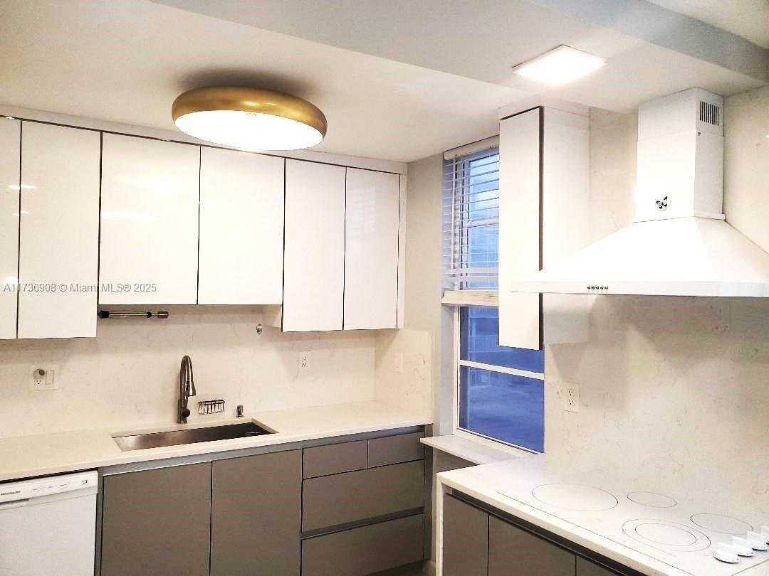 Small Image of 301 174TH ST #514, Sunny Isles Beach Number 8