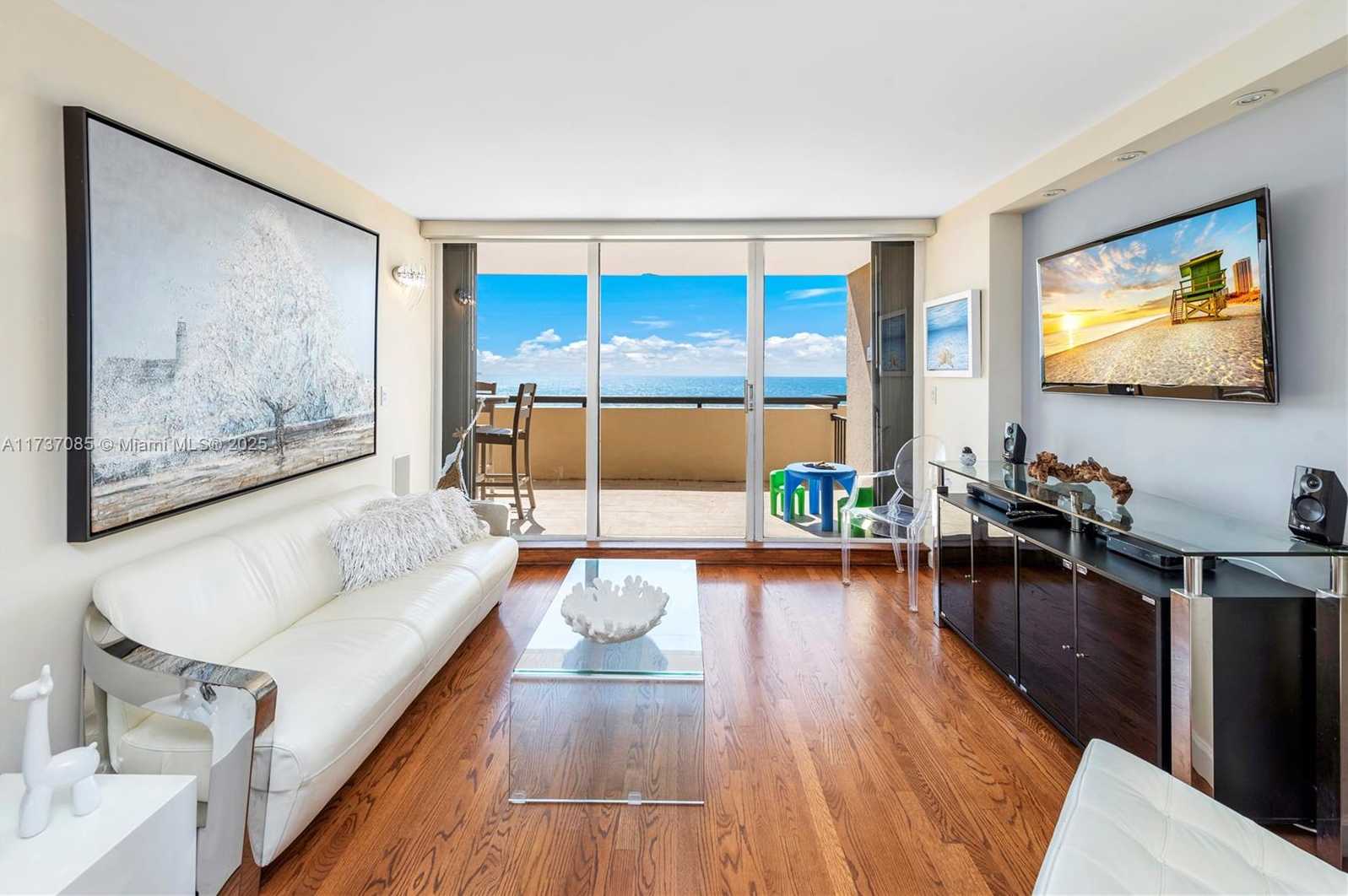 Small Image of 2555 COLLINS AVE #607, Miami Beach Number 10