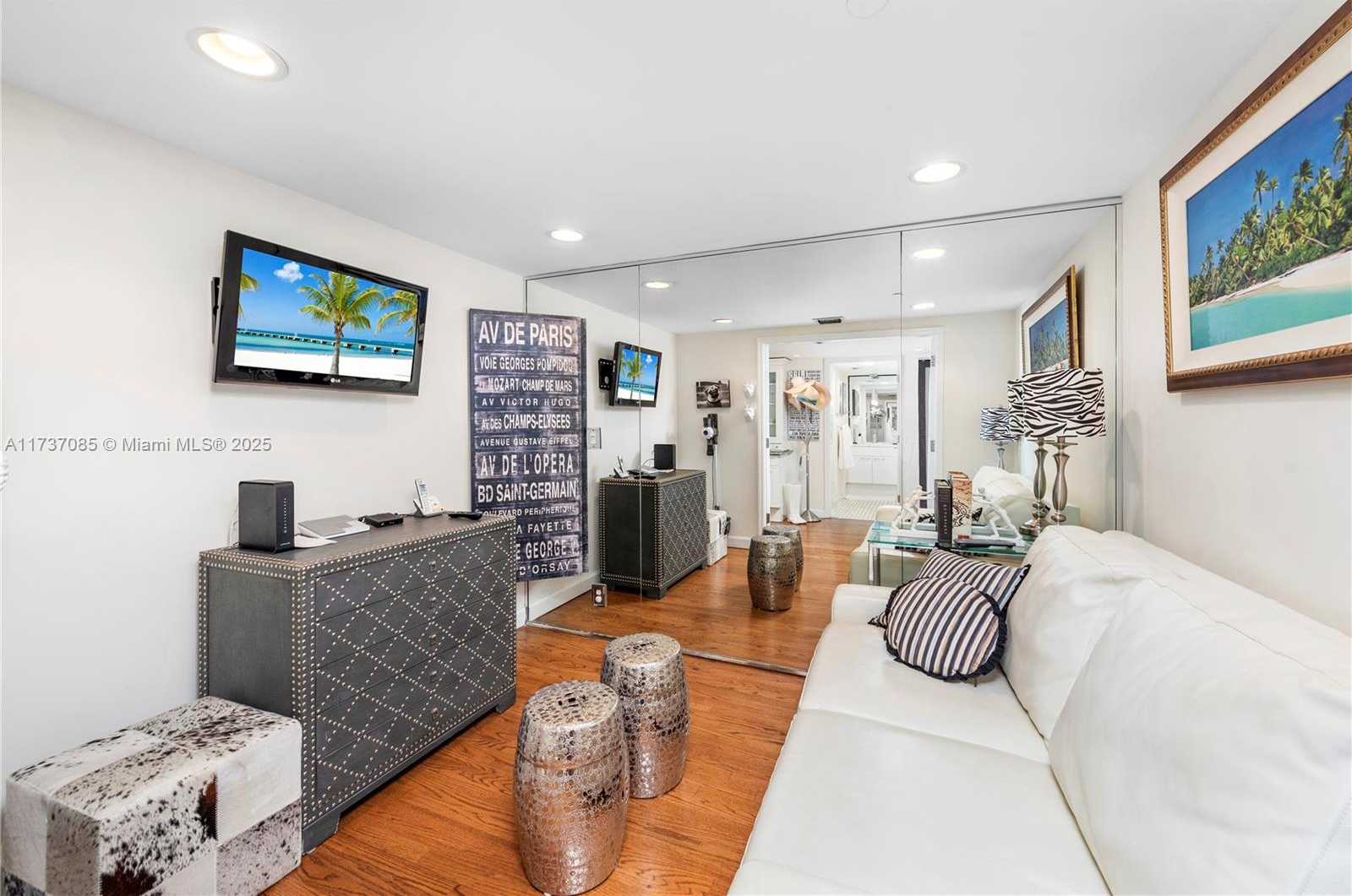 Small Image of 2555 COLLINS AVE #607, Miami Beach Number 19