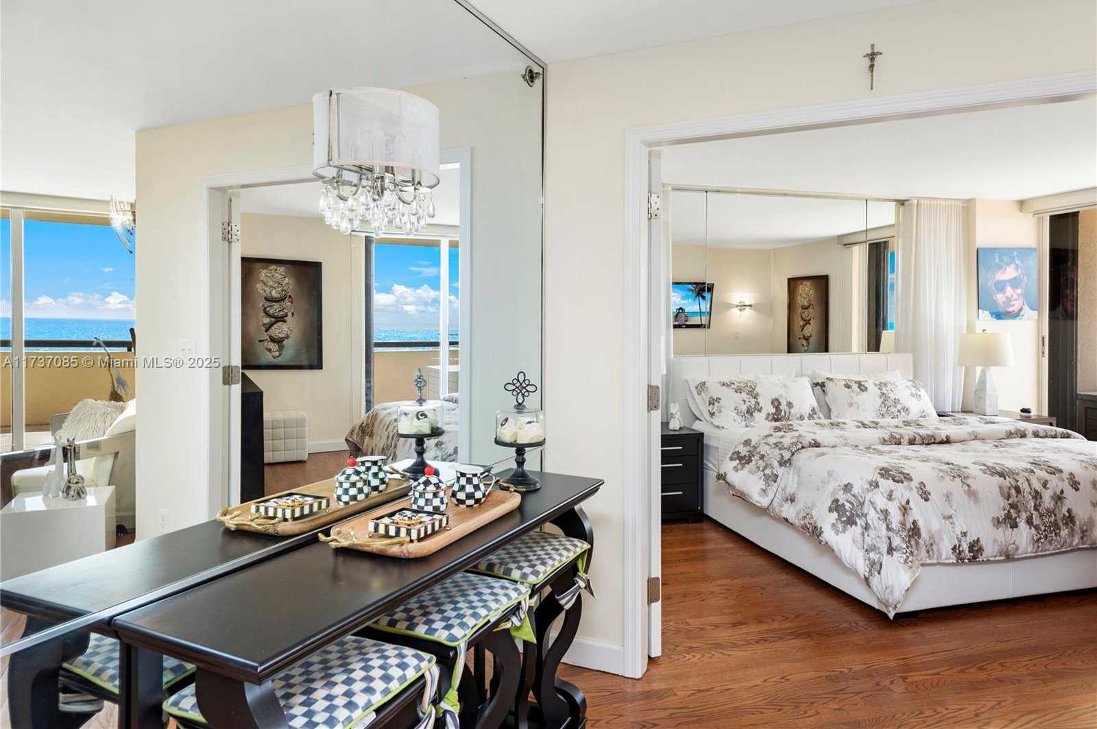 Small Image of 2555 COLLINS AVE #607, Miami Beach Number 23