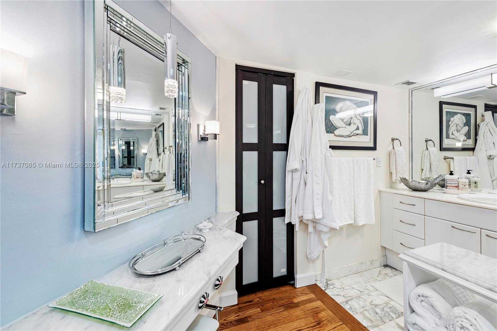 Small Image of 2555 COLLINS AVE #607, Miami Beach Number 34