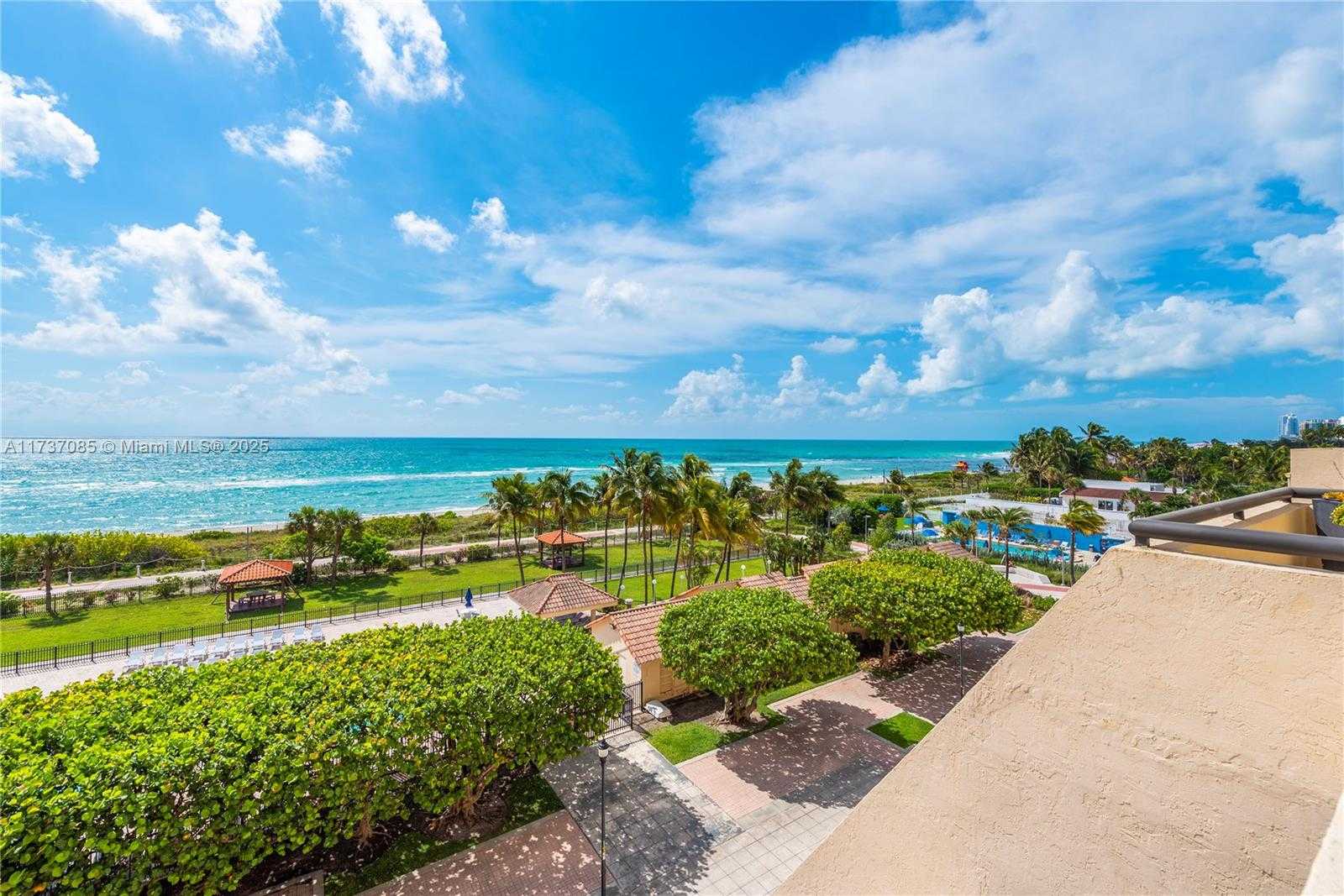 Small Image of 2555 COLLINS AVE #607, Miami Beach Number 9