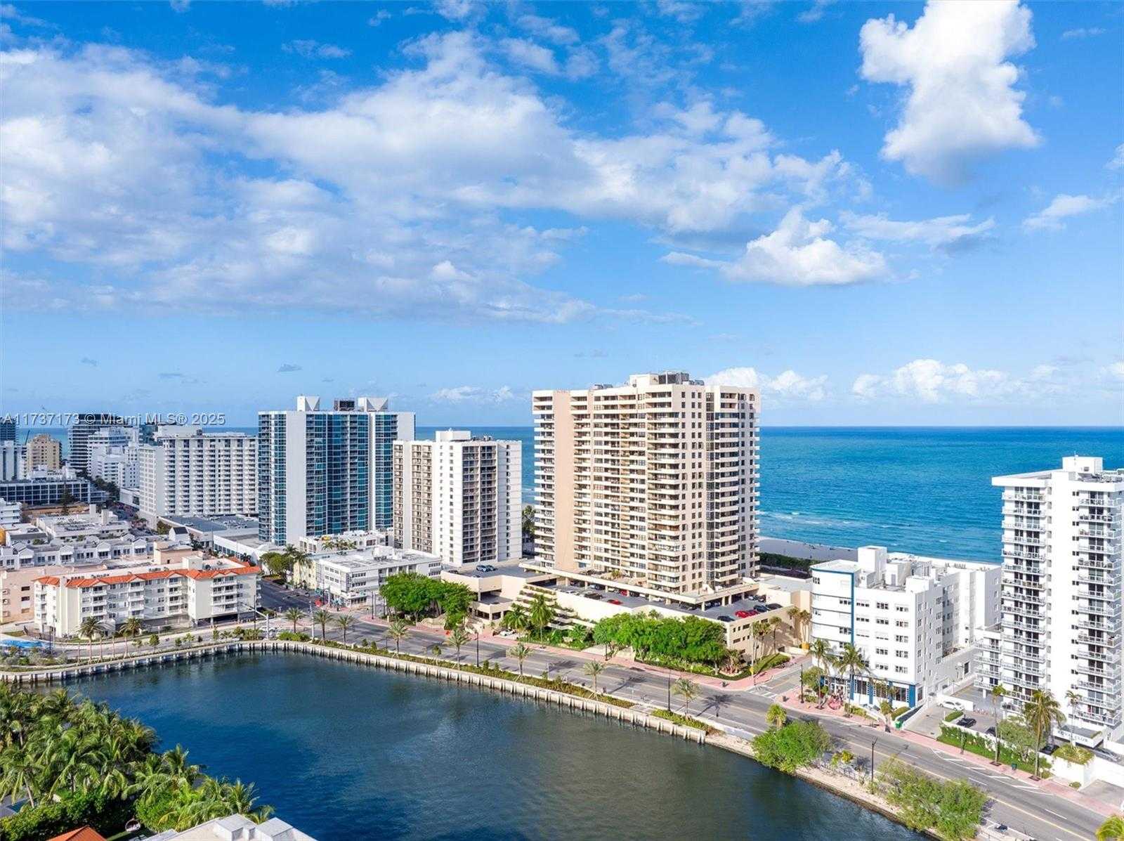 Small Image of 2555 COLLINS AVE #1106, Miami Beach Number 20