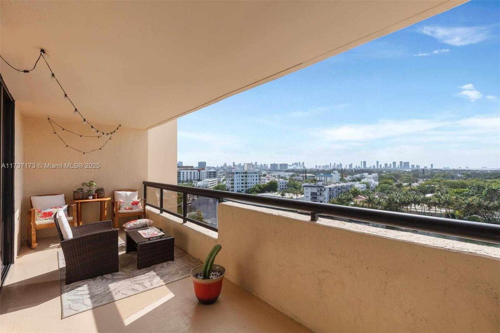 Small Image of 2555 COLLINS AVE #1106, Miami Beach Number 29