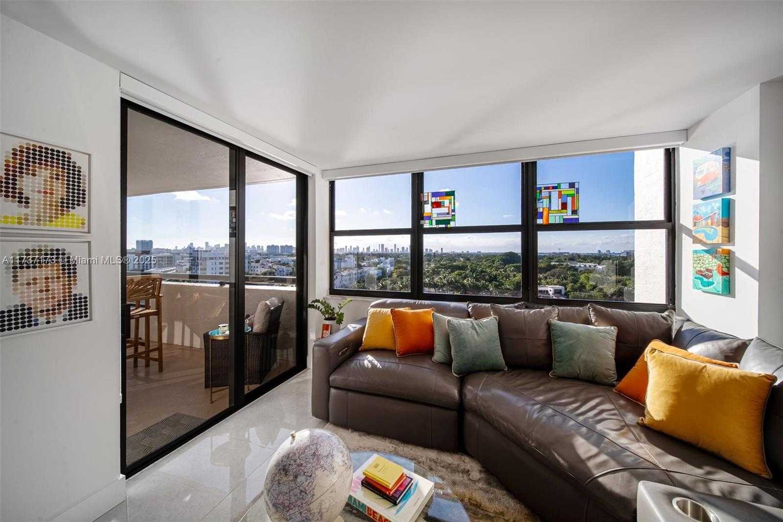 Small Image of 2555 COLLINS AVE #1106, Miami Beach Number 7