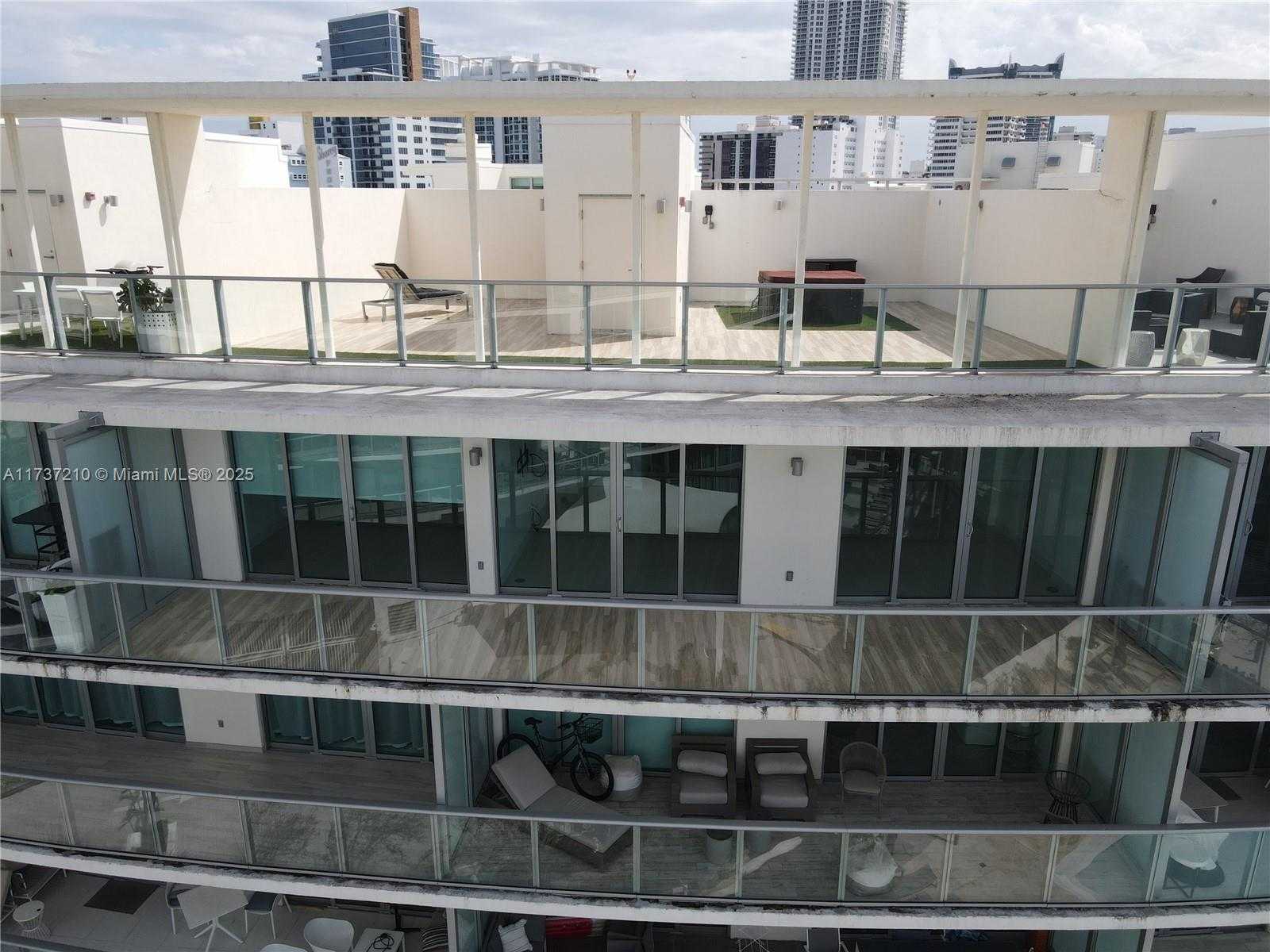 Small Image of 6620 INDIAN CREEK DR #713, Miami Beach Number 7