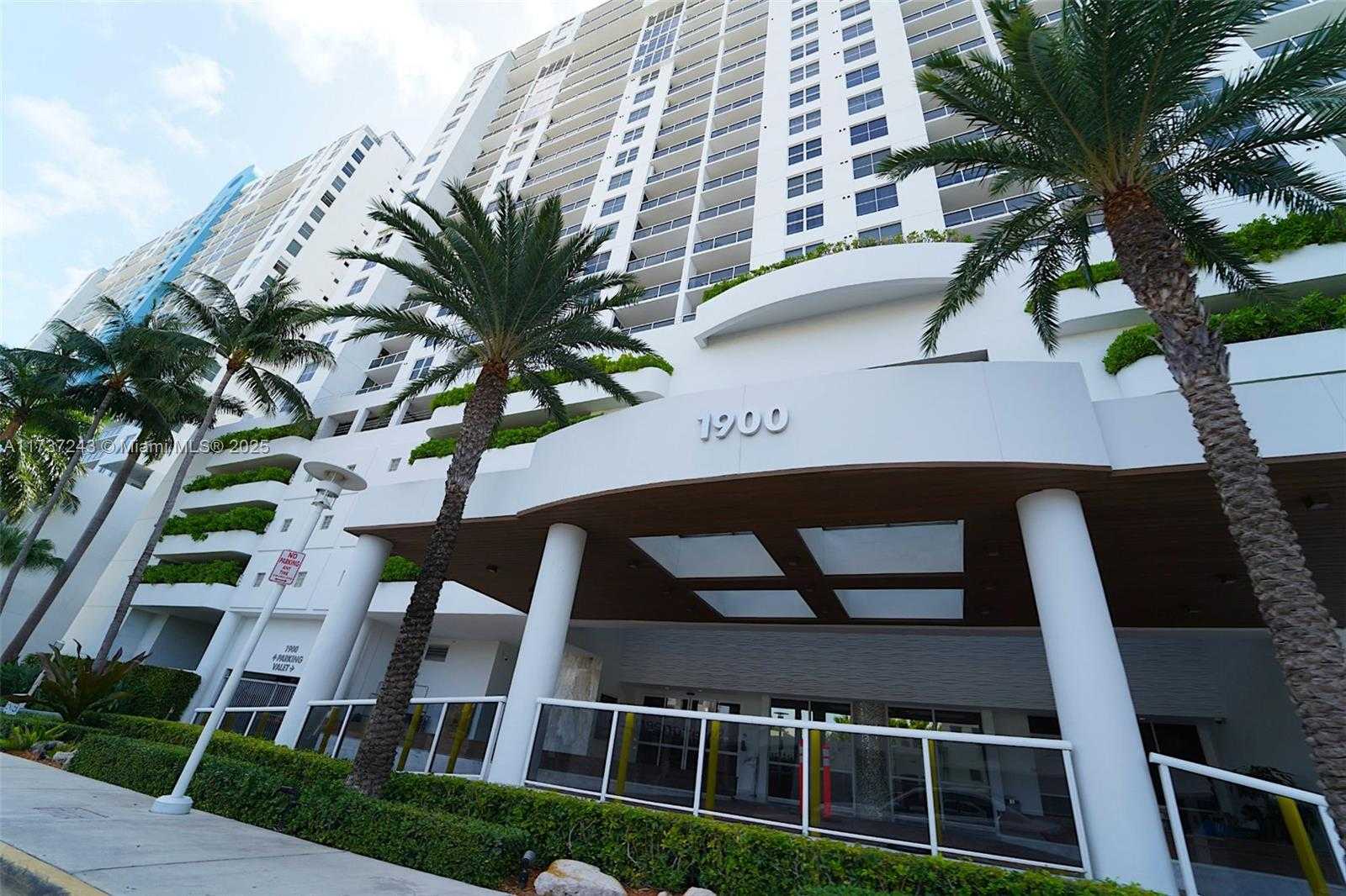 Small Image of 1900 SUNSET HARBOUR DR #2315, Miami Beach Number 13