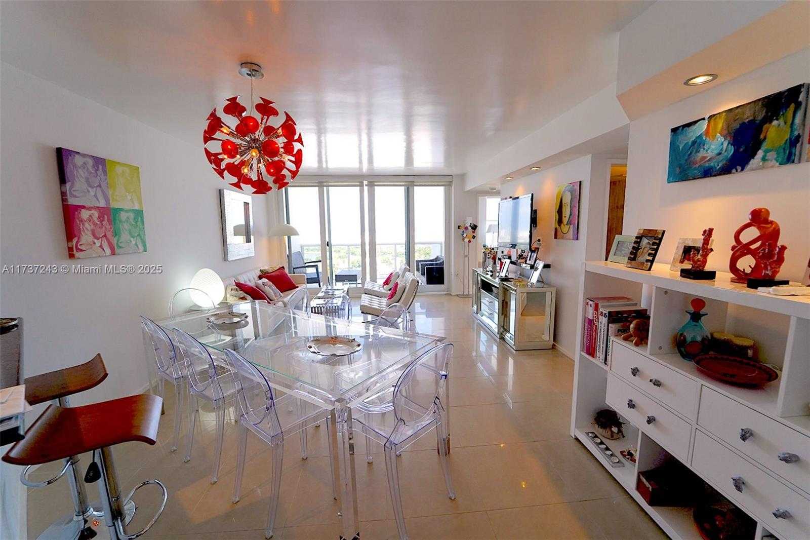 Small Image of 1900 SUNSET HARBOUR DR #2315, Miami Beach Number 2