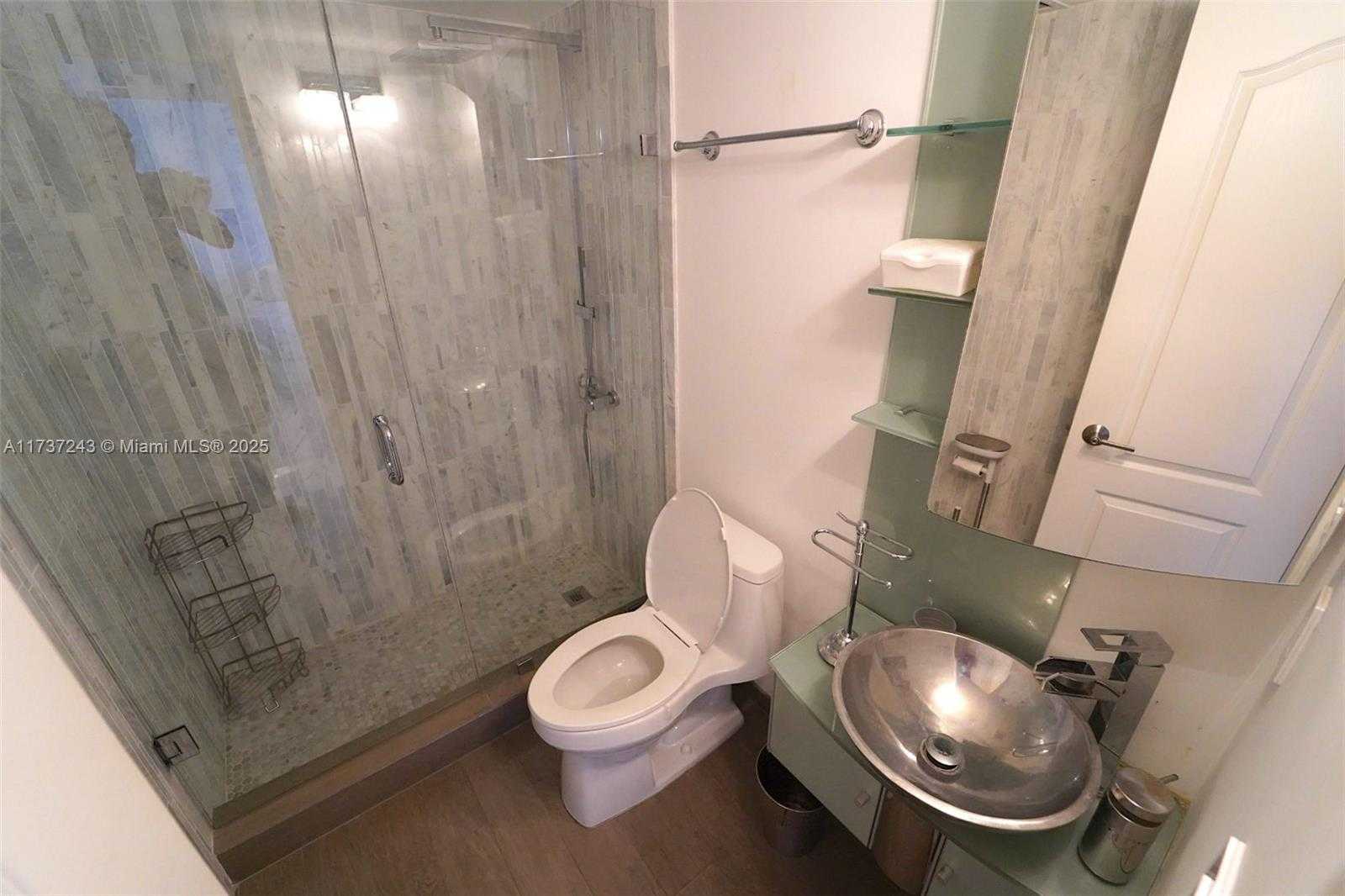 Small Image of 1900 SUNSET HARBOUR DR #2315, Miami Beach Number 9