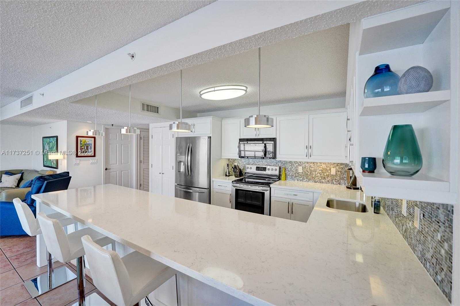 Small Image of 17700 NORTH BAY RD #608, Sunny Isles Beach Number 21