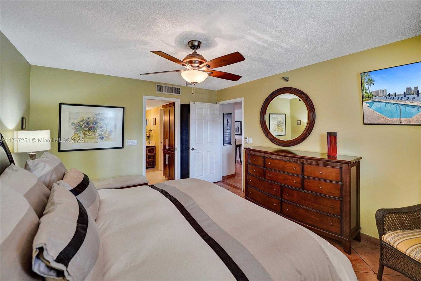 Small Image of 17700 NORTH BAY RD #608, Sunny Isles Beach Number 29