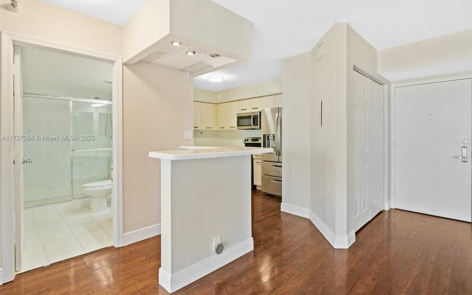 Small Image of 3530 MYSTIC POINTE DR #1913, Aventura Number 13
