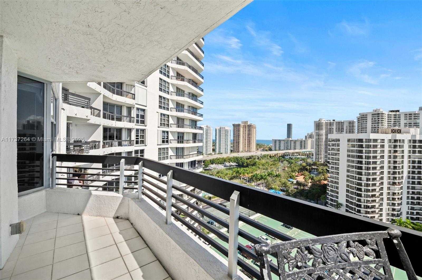 Small Image of 3530 MYSTIC POINTE DR #1913, Aventura Number 24