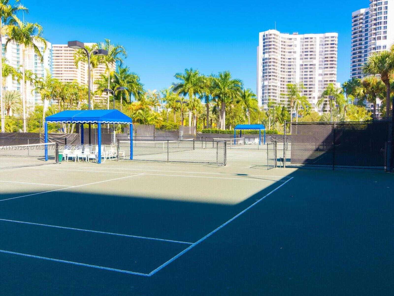 Small Image of 3530 MYSTIC POINTE DR #1913, Aventura Number 29