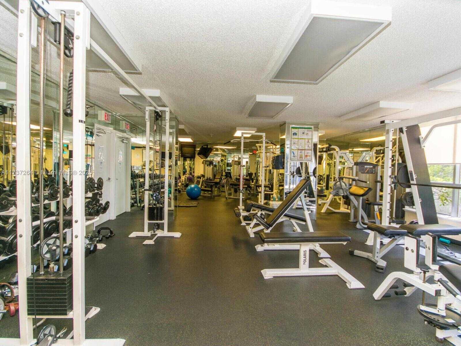 Small Image of 3530 MYSTIC POINTE DR #1913, Aventura Number 32